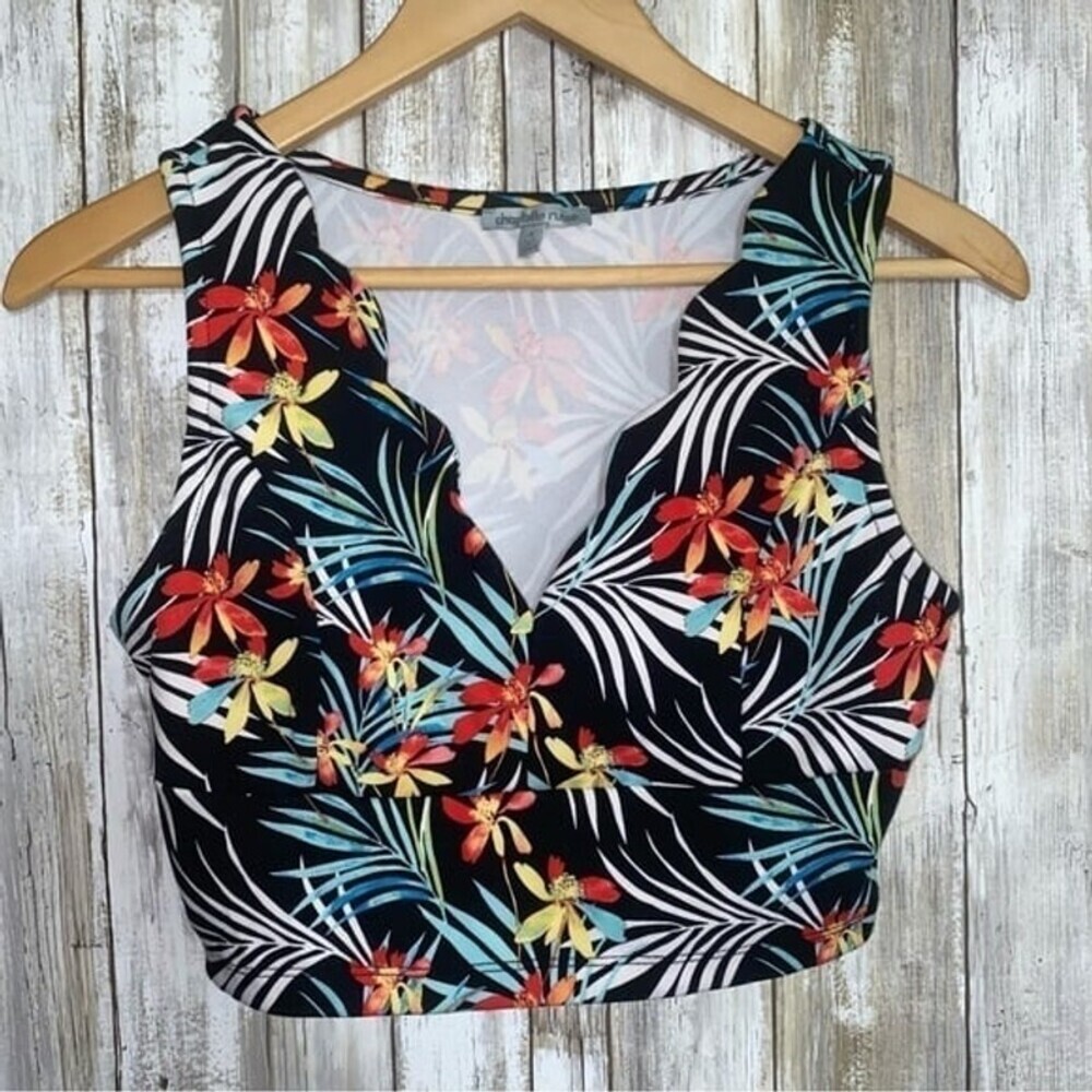 Charlotte Russe Tropical Scalloped Edge Crop Top - Picture 1 of 5